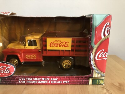 コカコーラ 設置デリバリートラック 1957カメオ Stake ERTL Coca Cola 1957 STAKE TRUCK BANK 1:25 scale Die Cast Replica Toy