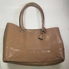 Borsa a mano Guess Los Angeles Est 1981 marrone chiaro 