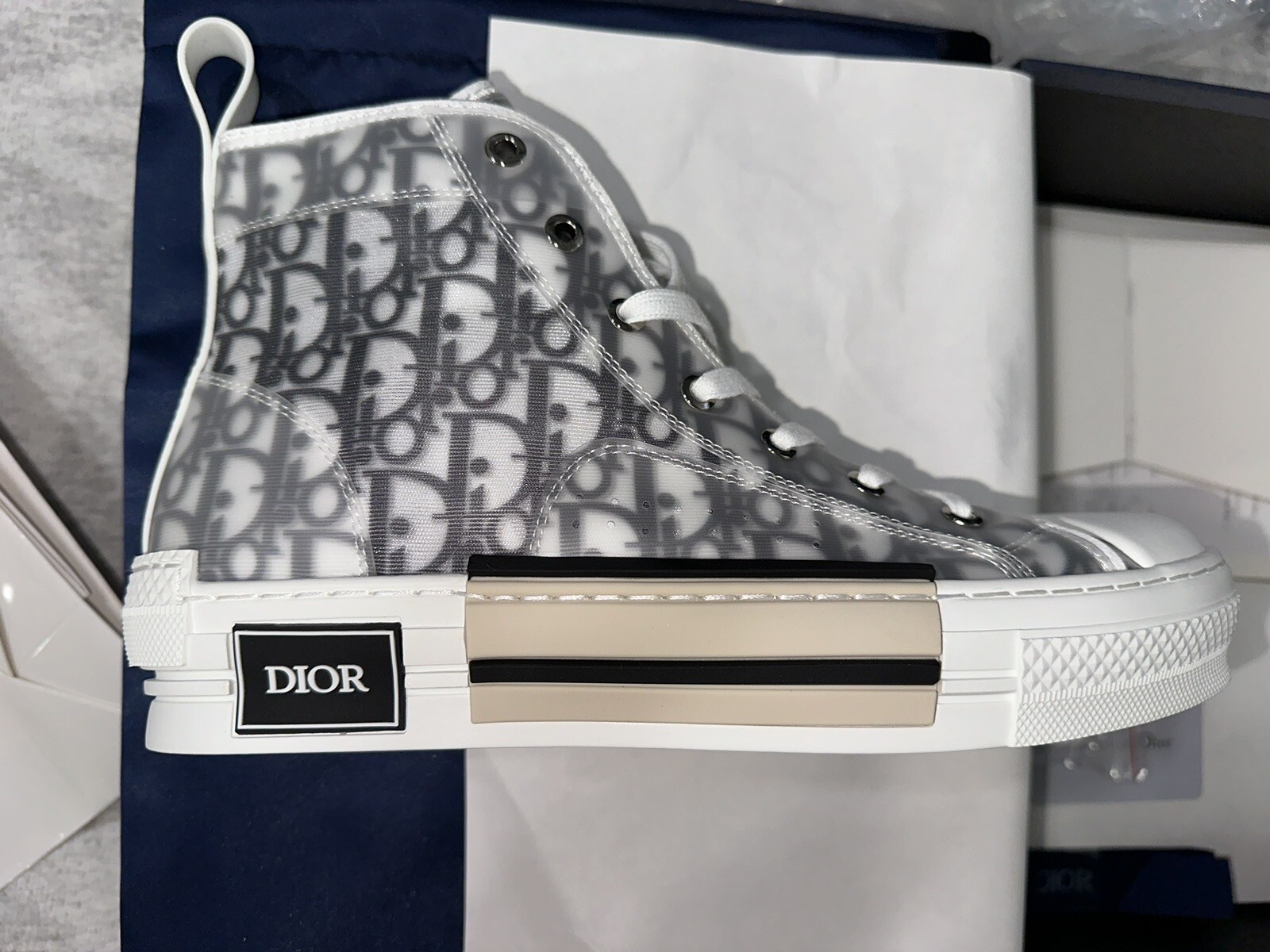 Dior B23 HighTop Sneaker White and Black Dior Oblique Canvas EU 41 US