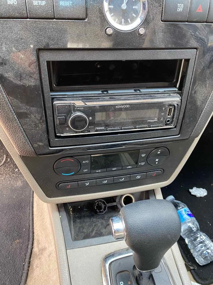 Used Fuel Injection Throttle Body fits: 2006 Ford Fusion Throttle Valve Assembly Foto 2 de 4