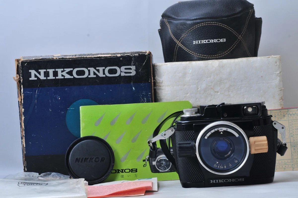 nikonos i