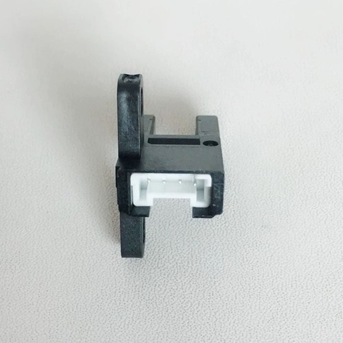 1pcs Brand new PM-T45 PM-T45-P PM-T65 PM-U25 PM-Y45 PM-Y65 lot Panasonic sensor - Picture 8 of 15