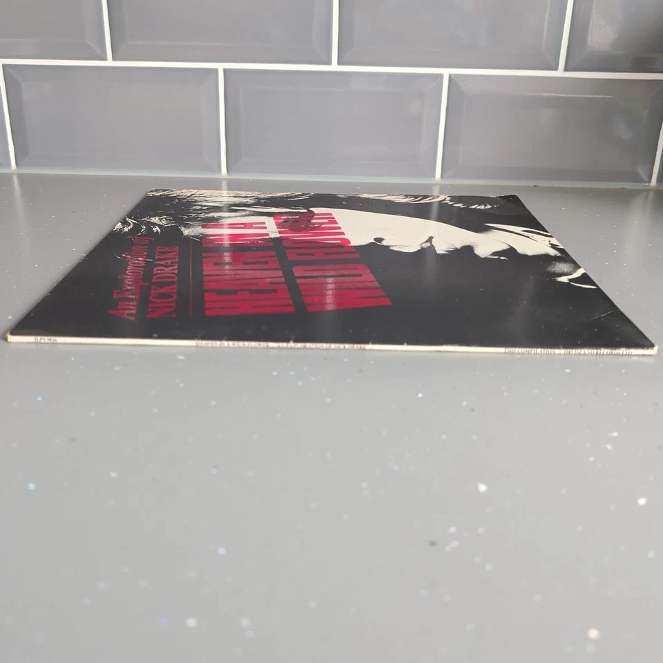 NICK DRAKE - HEAVEN IN A WILD FLOWER 1985 UK 1st VINYL LP ILPS 9826 A1/B1 VG/VG - Image 3 of 4