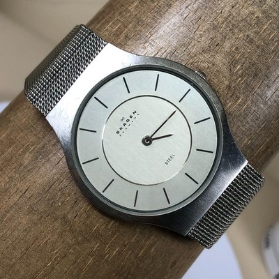 Skagen Denmark Mens 233LSS Dress Slim Steel Milanese Quartz 34mm Watch 8''