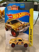 2015 Hot Wheels Kmart #123 HW Off-Road HW Hot Trucks Subaru Brat Tan Rot 5 Sp