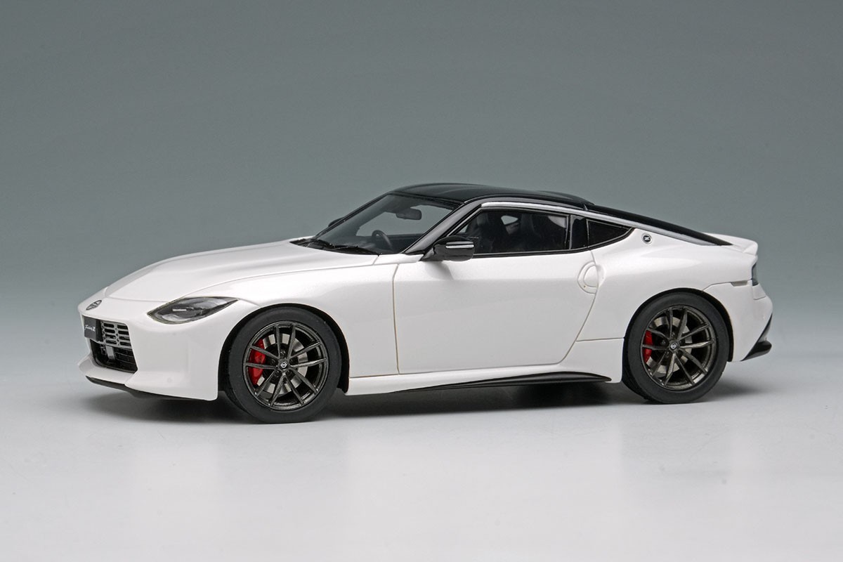 EIDOLON 143 Nissan Fairlady Z Version ST 2025 White Black EM805D 58590₽