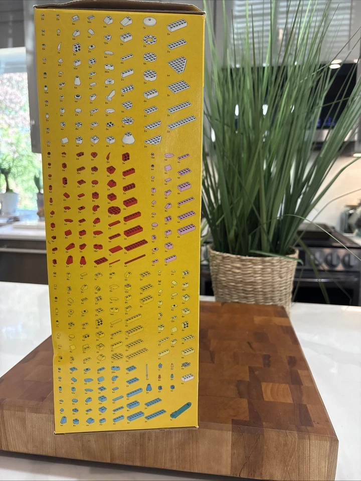 LEGO CLASSIC: Creative Color Fun (11032) - Image 3 of 4