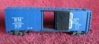 Mantua HO, Early 70056 B&M Boxcar on die cast chassis. Complete excellent shape — photo 10