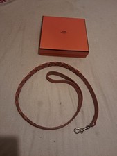 Rare laisse pour chien Hermès cuir marron jamais utilisée avec boite