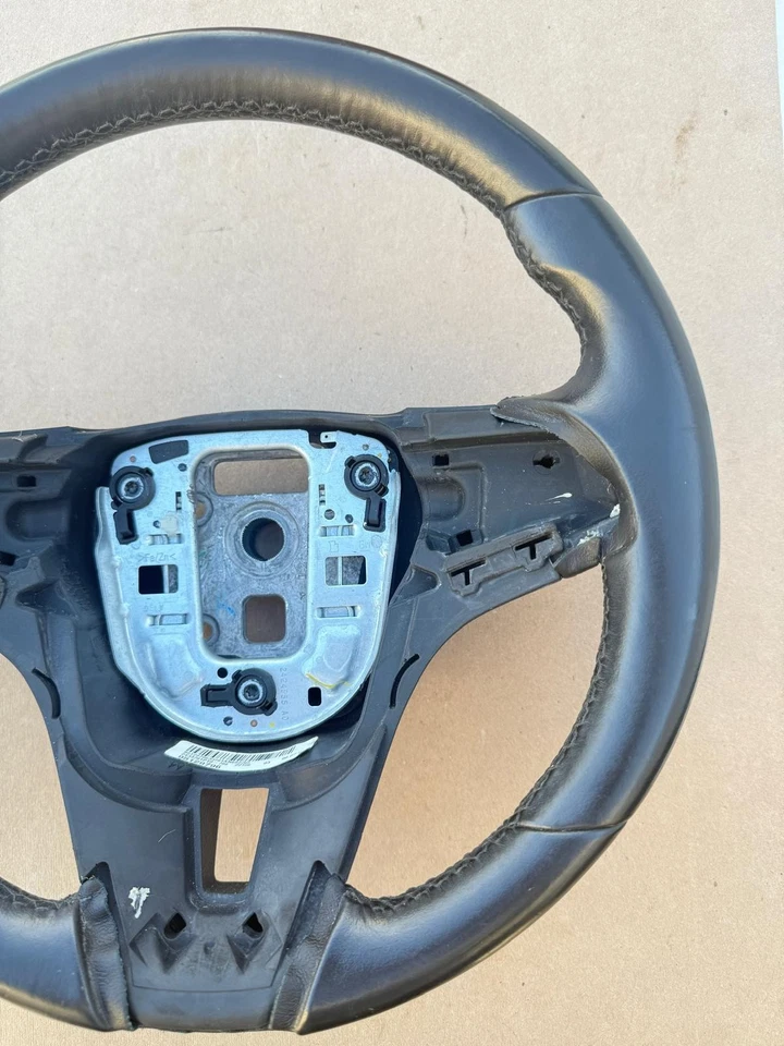 Volante conductor Chevrolet Cruze 2011-2016 cuero negro OEM 95129796 Foto 2 de 4