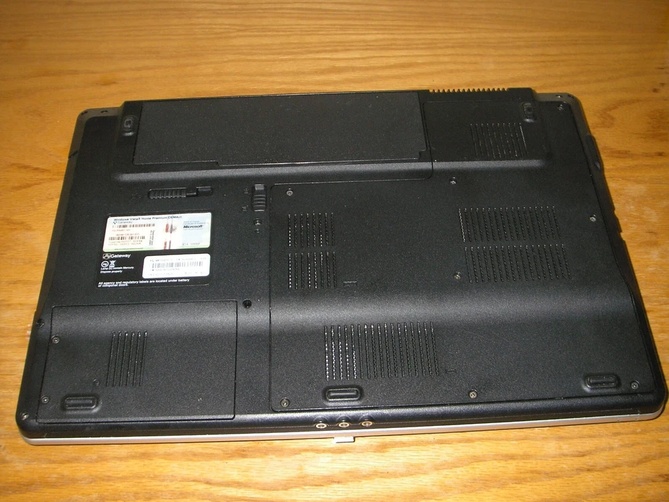 Gateway MD7820u 15.6" Notebook - Image 3 of 4
