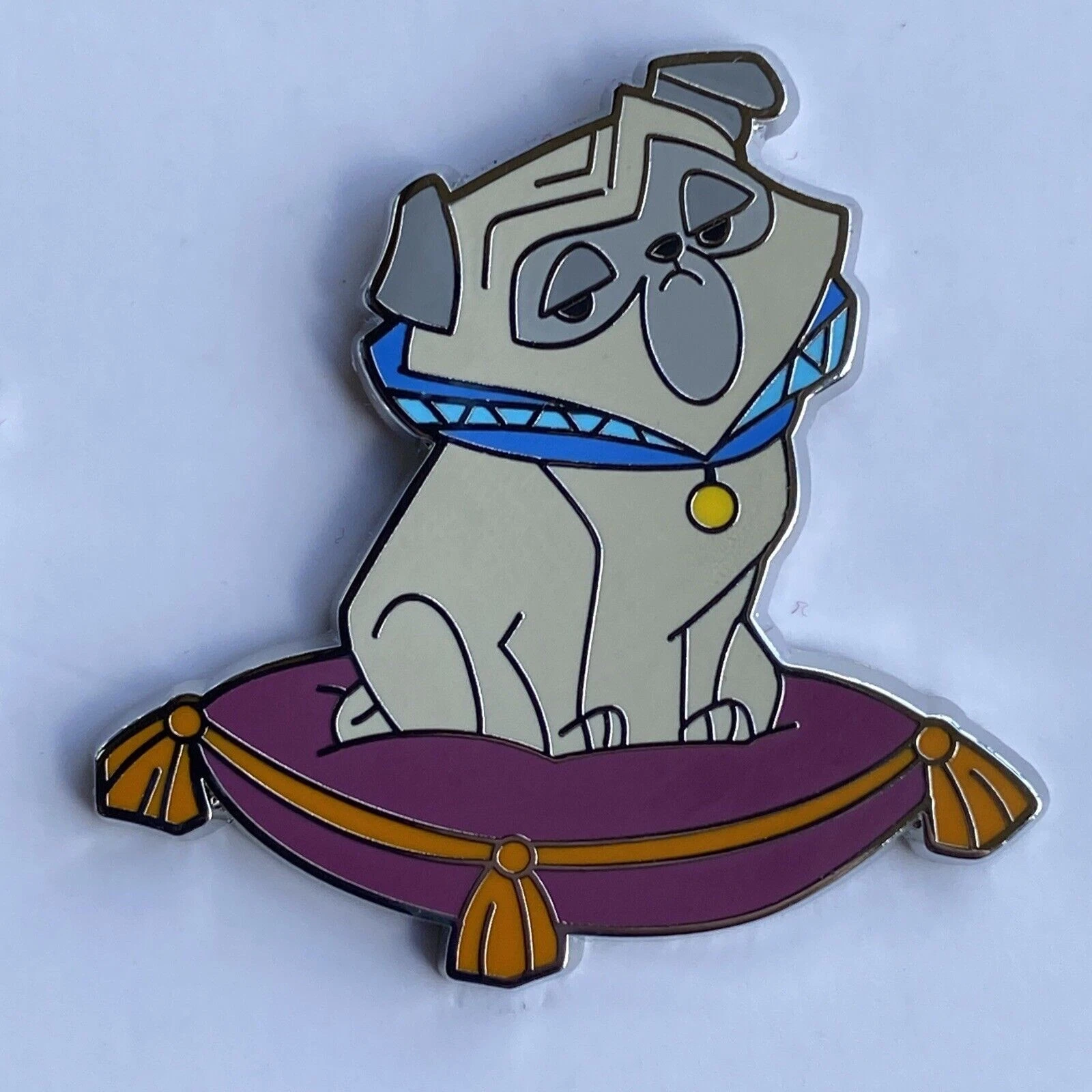 Disney Parks Pin Pocahontas Percy Pug Dog Villains Sidekick Collection Trading