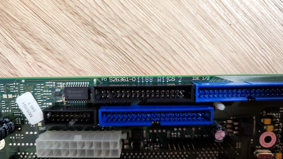 Fujitsu Siemens W26361-W22-X-02 W26361- W22-Z2-02-36 D1188-A11 GS2 Motherboard - Image 3 of 4