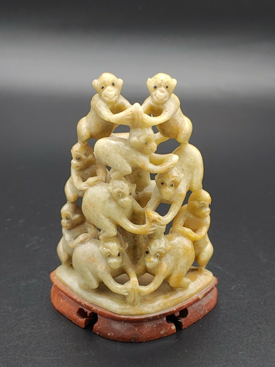 青田石雕像群猴献瑞Chinese Qingtian Stone Carved 10 Monkey Stacking