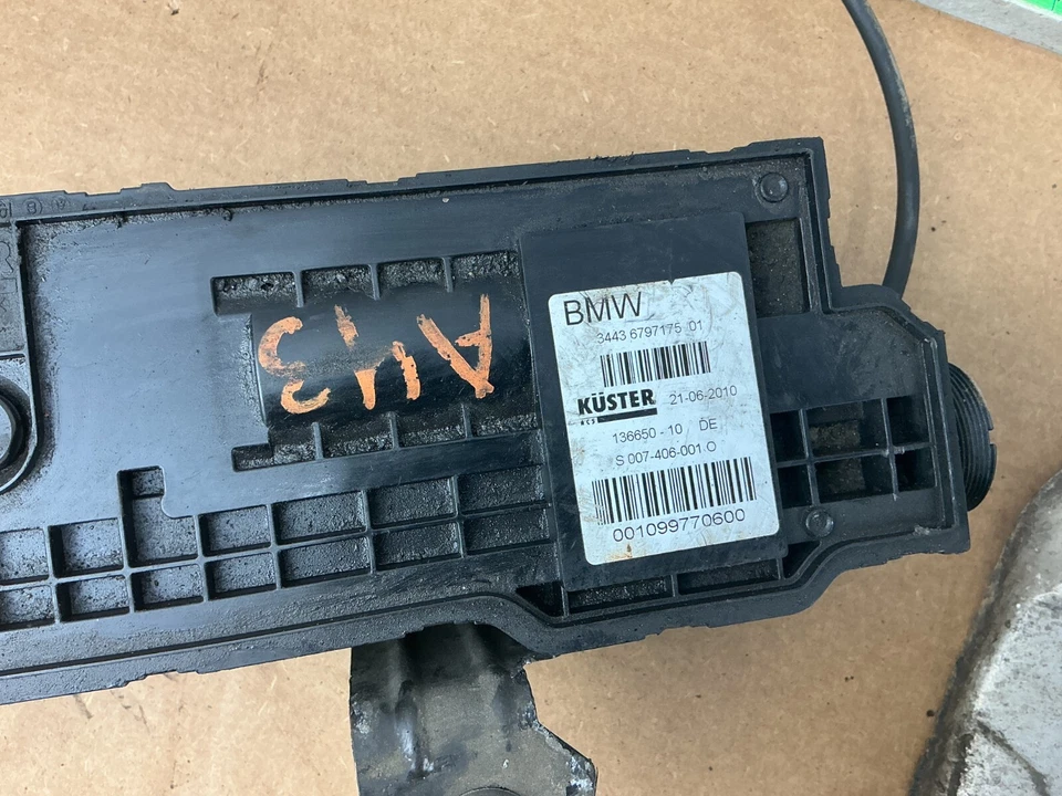 2009-2015 BMW 740i Rear Right Spindle Knuckle Drive Shaft Parking Actuator OEM — 第 4/4 张图片