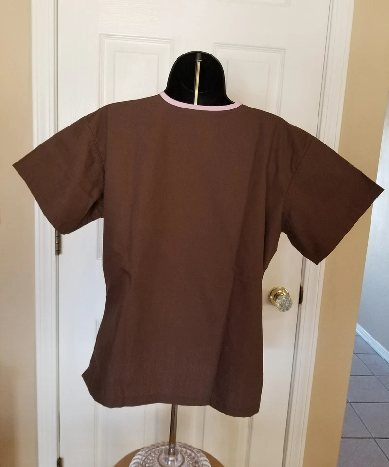 Blusa Médica URBANE NUEVA CON ETIQUETAS, Estilo 9501, Talla Pequeña Foto 3 de 4