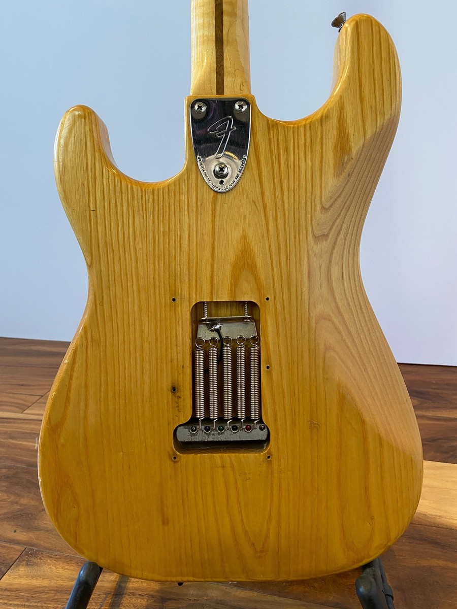Fender USA Stratocaster Electric Guitar Natural Ash Rosewood Fender USA Stratocaster Electric Guitar Natural Ash Rosewood