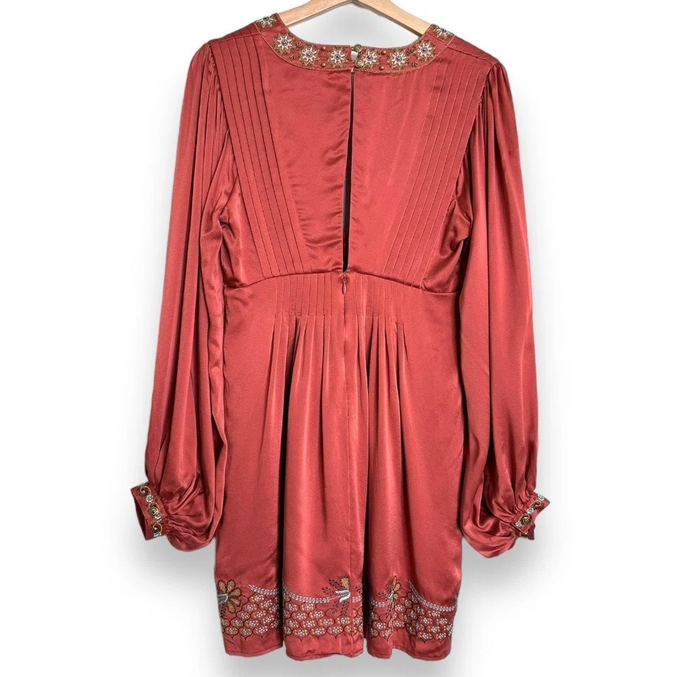 La ROK 100% 真丝刺绣深 V 码布卢森袖迷你连衣裙女式 S 码 — 第 2/4 张图片