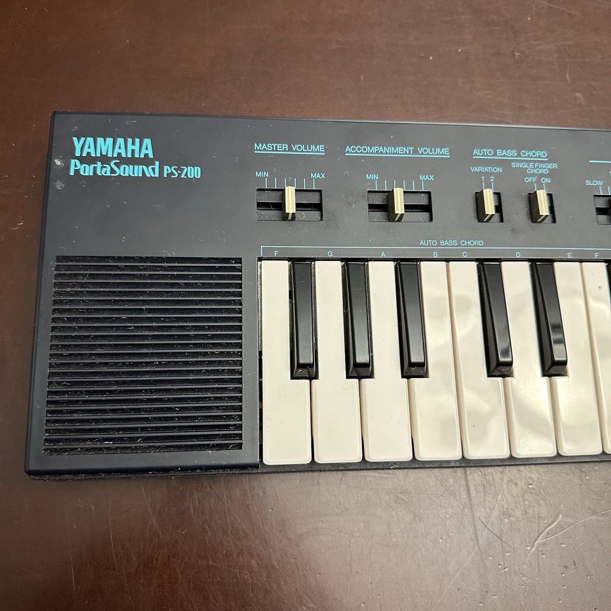 Yamaha PSS-480 PortaSound Digital Synthesizer Keyboard for sale