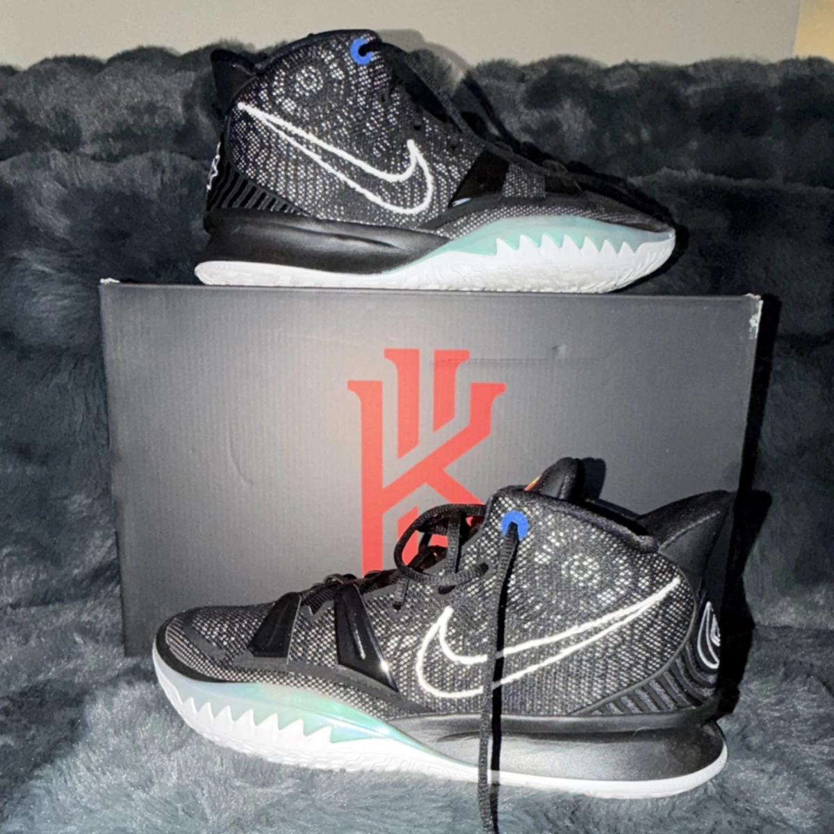 Preços baixos em Nike Kyrie 7 Brooklyn | eBay