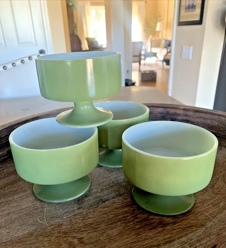 VTG MCM Federal Glass Dessert Sherbet Cups Bowl Set of 4 Milk Avocado Green