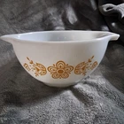Pyrex 1.5 #441 Butterfly Gold Bowl
