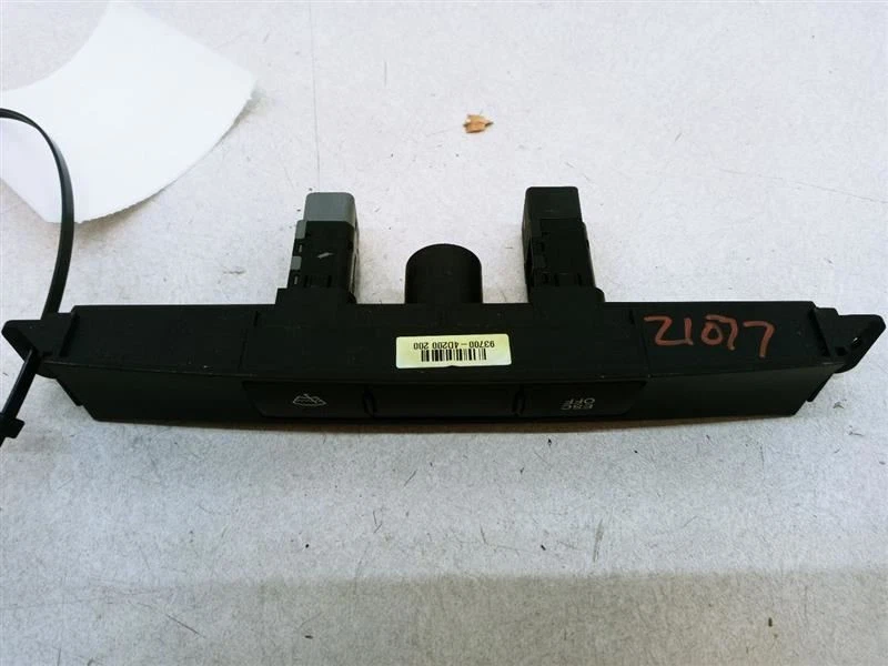 Control limpiaparabrisas trasero KIA SEDONA 2008-2010 OEM USADO PROBADO 937004D200 Foto 2 de 4