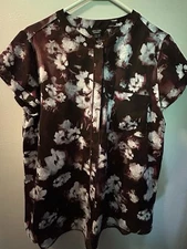 Simply Vera Shirt Women Size Large Vera Wang Floral Top Blouse Button Pocket