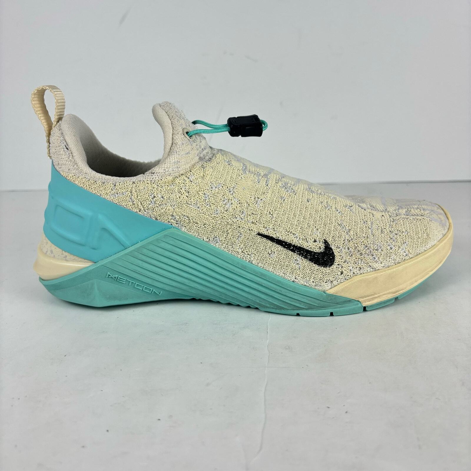 Nike Women's athletic training workout shoes React Metcon Shoe size 7