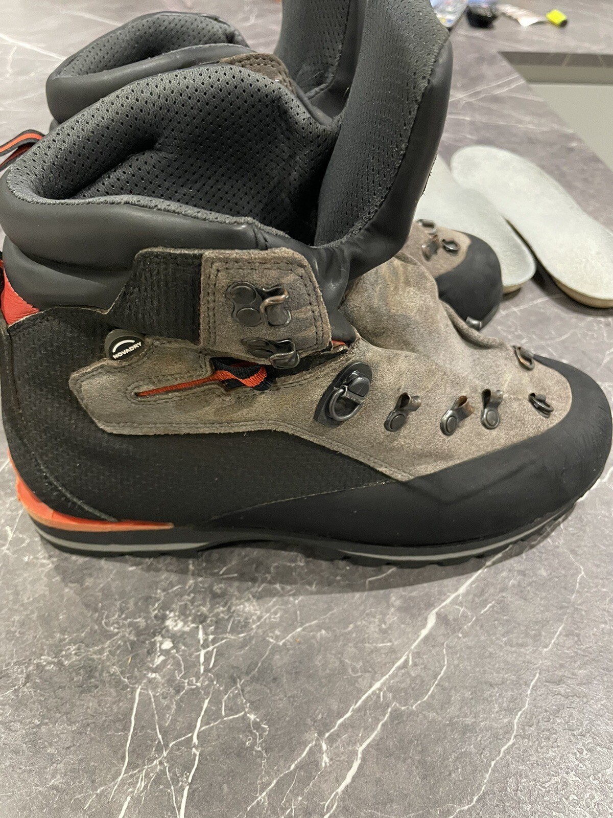 mens hiking boots size 9.5 used eBay