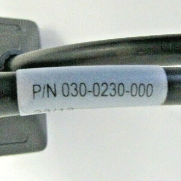 Cable divisor NVIDIA Amphenol VHDCI a 4x DVI-D 030-0230-000 28-3 Foto 4 de 4