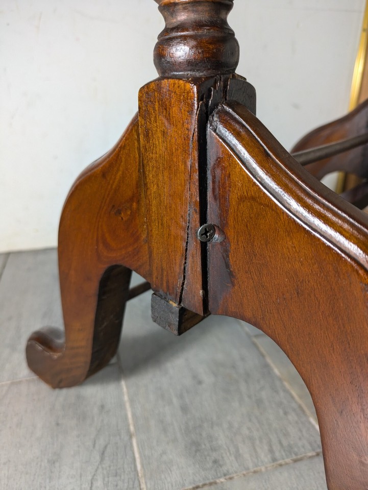 Vintage Walnut Butler Gentleman Valet Stand Dressboy Barley Twist w/ 2