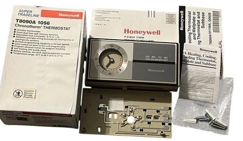Honeywell T8090A 1056 Super Tradeline Chronotherm Thermostat Beige New Old Stock