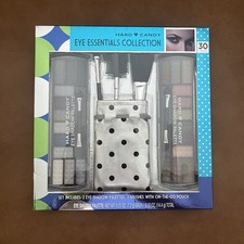 Hard Candy Eye Essentials Collection 30Pc Set 2 Eyeshadow Palettes Brushes Pouch
