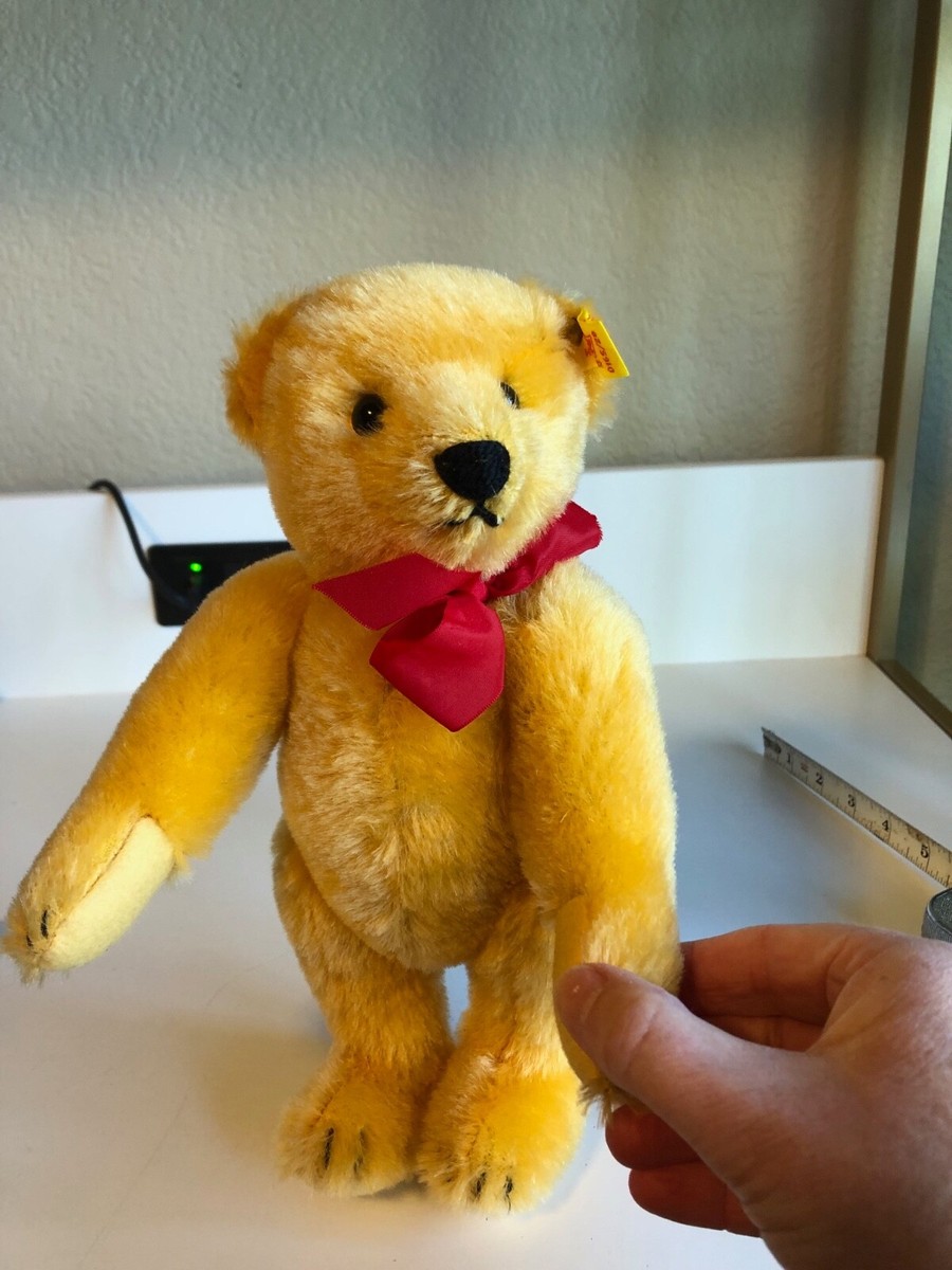 Steiff bear 1909 replica 10” gold wool/cotton jointed, ear tag