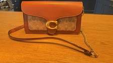 coach clutch bag