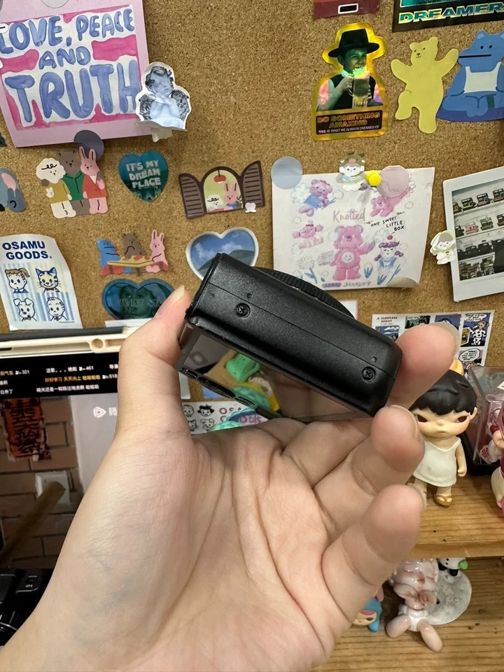 Cámara digital Canon PowerShot S90 10 MP zoom óptico de 3,8x con pantalla LCD de 3 pulgadas 90 % nueva Foto 4 de 4