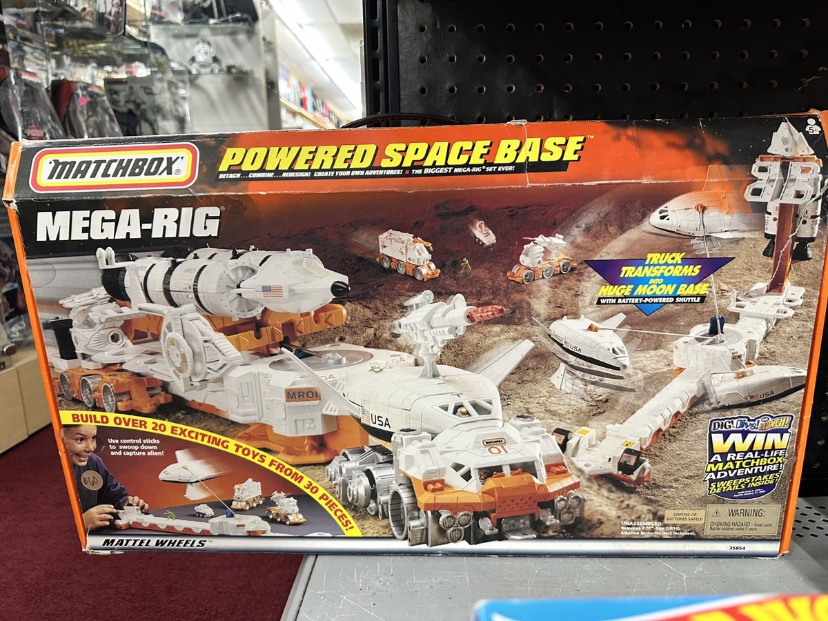 Vintage Mattel Matchbox 1998 * Mega-Rig Powered Space Base Playset
