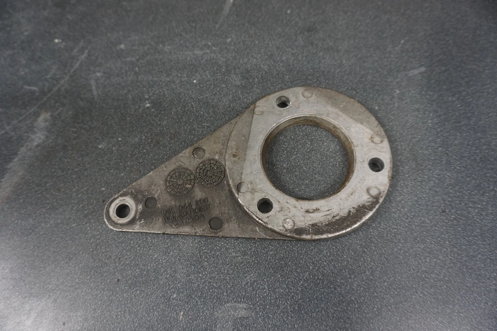 1999-2004 Ski-Doo OEM Jackshaft Casting Spacer Bracket Summit Legend MXZ 600