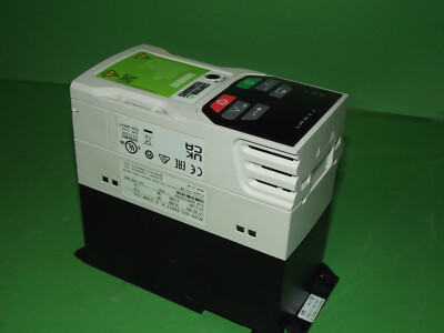 Control Techniques UNIDRIVE M200-012 00017 A 0,25 kW 200 - 240V