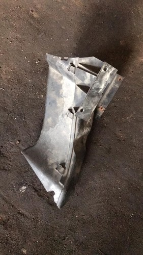 BMW X5 (E53) 2003 Bremskühlluftkanal 8402426