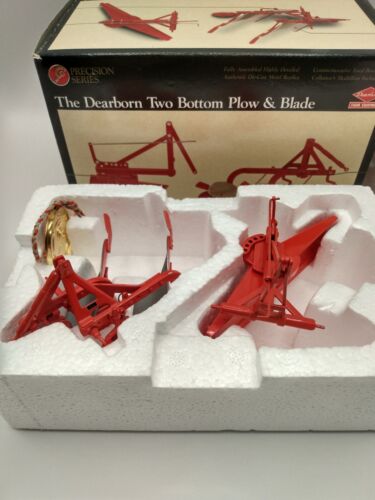 The Dearborn Two Bottom Plow & Blade Precision Series 1/16 - Picture 8 of 12