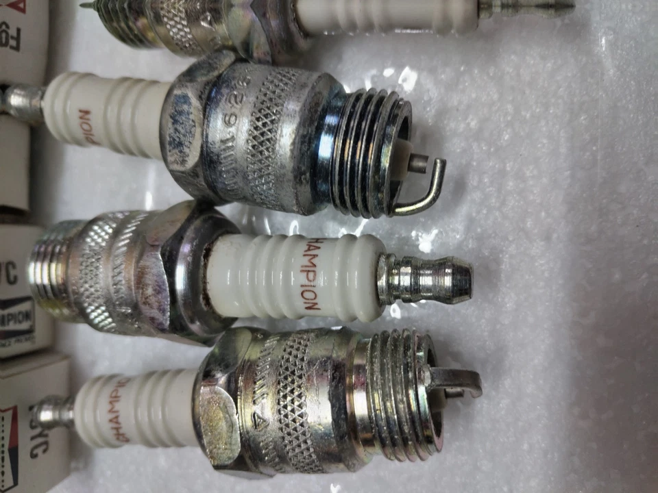 Champion F9YC Spark Plug. Lot Of 6. Ac-cobra. Classic Ford.  - Image 2 of 4