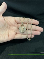 Chapado en Oro Mujeres Niña Corazón Virgen María Virgen María Circonita cúbica Dije y Cadena de Eslabones Bordillo