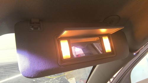 Used Right Sun Visor fits: 2018 Chevrolet Malibu VIN Z 4th digit New Style Hybri