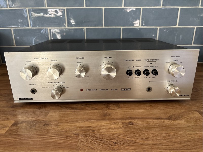 Vintage Hitachi HA-300 Lo-D Integrated Amplifier HiFi  Audio Stereo - Working