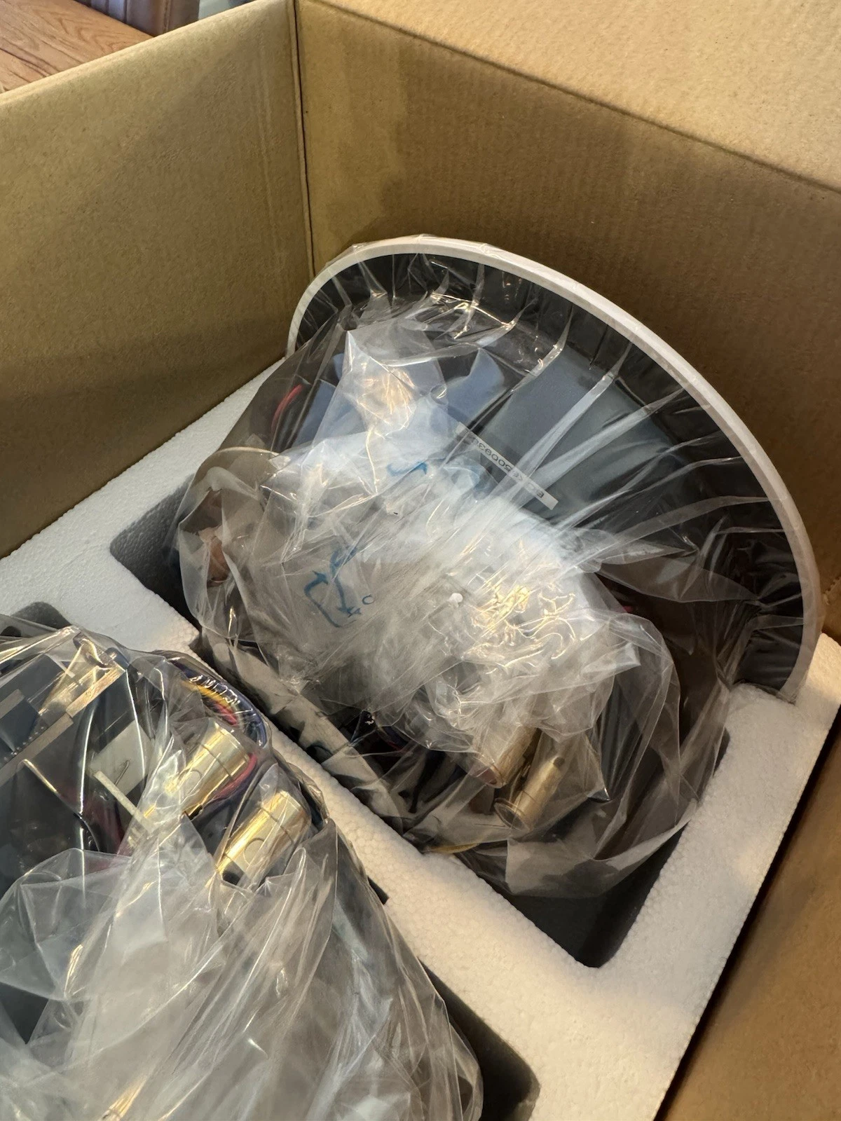 BluCube Pair of Ceiling Speakers Loudspeakers BCK65 Brand New In Box 8