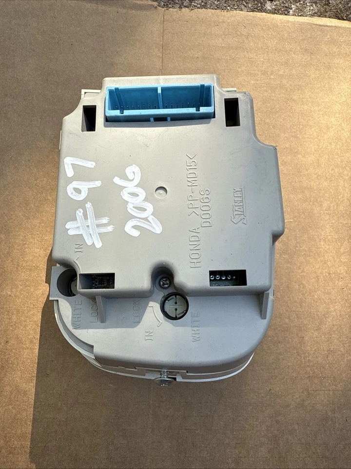 2006 honda s2000 ac Climate control Buttons Ap2 #97 04-09 - Image 3 of 3