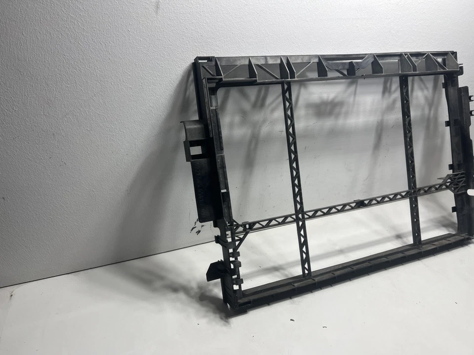 Cubierta radiador mercedes w221 s550 cl600 10-14  Foto 4 de 4