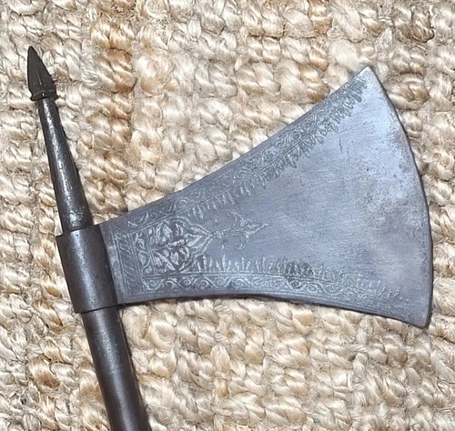 Antique Middle Eastern Forged Iron War or Battle Axe 19th.century - Picture 6 of 7